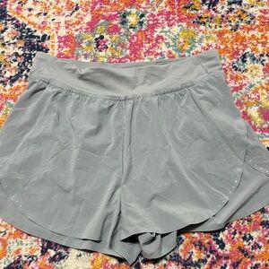 Lululemon Set the Pace Shorts